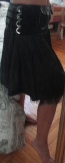 Итал. юбка с сеткой р.44-46, чуть ниже колен, нова