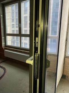 Балконная дверь