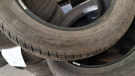 Комплект шин goodyear Efficient 215/55R16