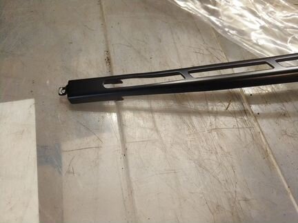 Поводок рычаг стеклоочистителя правый ориг Audi Q7