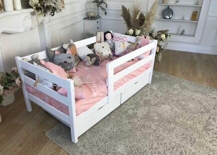 Кроватка детская в Москве