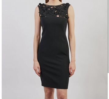 Платье Moschino