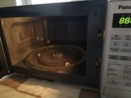 Микроволновая печь Panasonic NN-GT261M