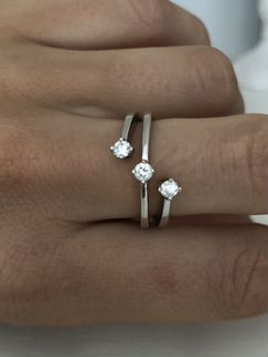 Золотое кольцо с бриллиантами