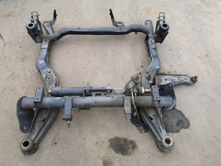 Подрамник двигателя Mercedes V-Class W638 104.900