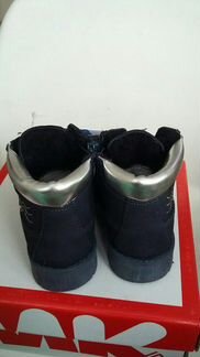 Новые ботинки для девочки Торг