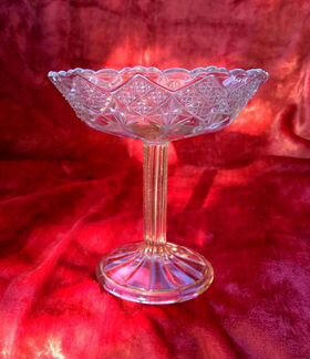 Старинная ваза конфетница