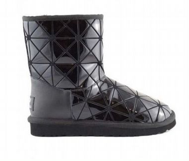 Угги Issey Miyake