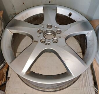 Диск A2514013902 для Mercedes R350