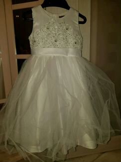 Платье праздничное р.122