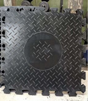 Коврик для спортзала резиновый (20 мм), 400х400мм