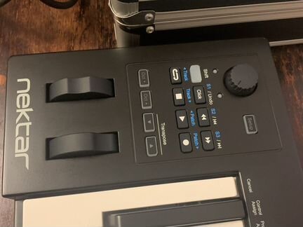 Миди клавиатура 49