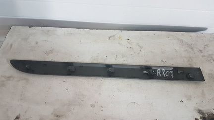 Молдинг двери рено меган 2