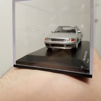 Nissan Skyline GT-R BNR32 Kyosho 1:64резина