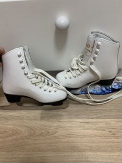Фигурные коньки Graf Arosa 30 р