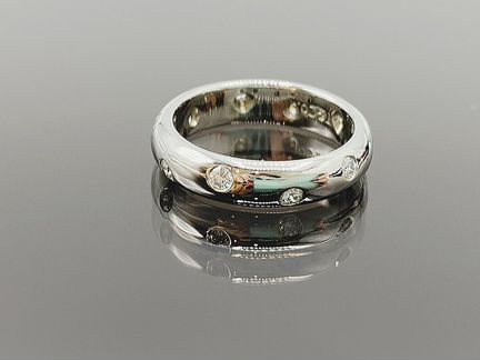 Золотое кольцо с бриллиантами