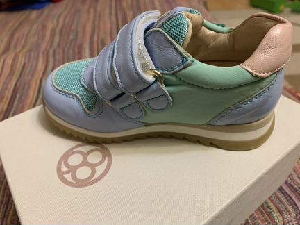 Кроссовки новые Florens