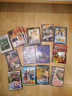 DVD диски с фильмами,подставка для дисков