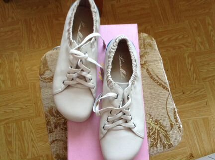 Полуботинки 