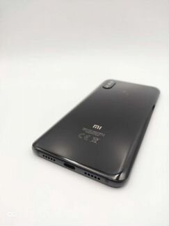 Xiaomi Mi 8 6/64 Gb Black EU