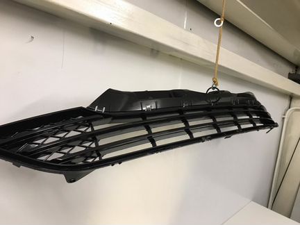 Решетка бампера honda CR-V 07-10 2.0L