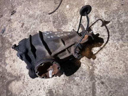 Задний редуктор Mercedes C 202 3.07