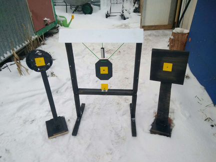 Метание ножей, стрельба из пневматики, мишени