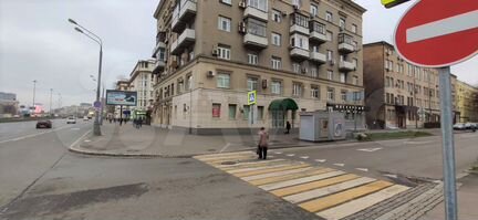 182 м² возле метро на Ленинградке. Можем поделить