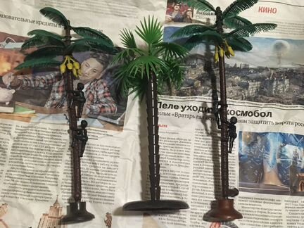 Игрушки негры и пальмы