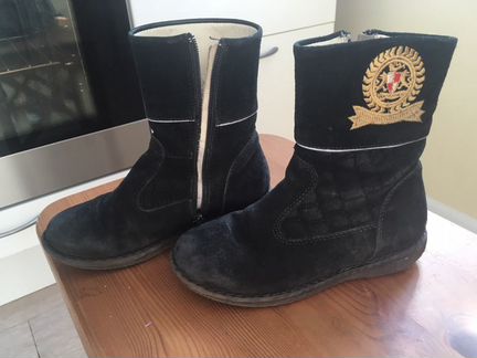 Замшевые утеплённые детские сапожки 27-28р