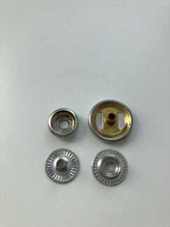 Пуговицы Dsquared