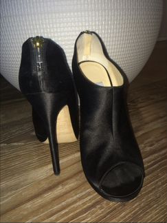Черные атласные туфли на каблуке Jimmy Choo