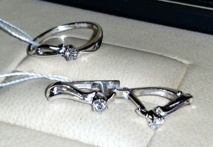 Комплект золотой (серьги+кольцо) с 3 бриллиантами