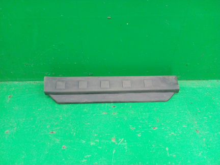 Накладка порога правая Nissan X-Trail T 31 07-14 г