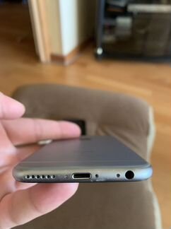 Телефон iPhone 6s