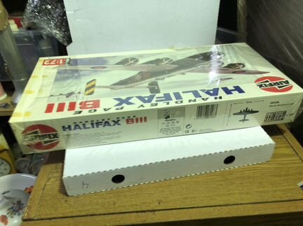 Сборная модель самолёта 1:72,halifax Bll, airfix