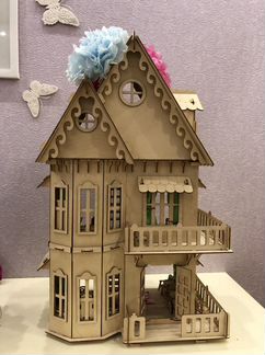 Игрушечный дом с мебелью