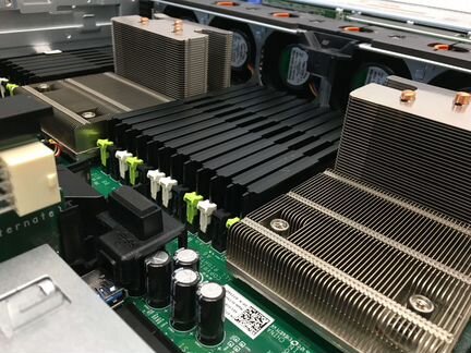 Сервер Dell R730xd 24SFF 2x E5-2667V3 128 GB