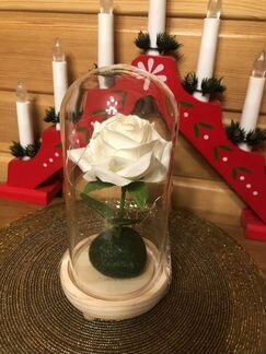 Лампа настольная Роза белая