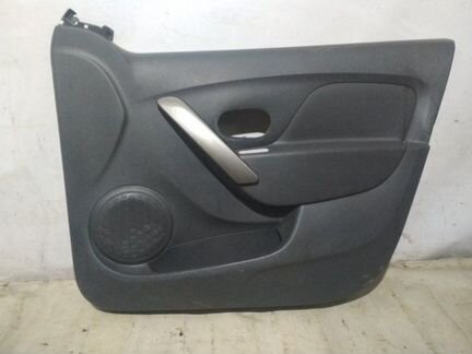 Обшивка двери передняя правая Renault Logan 2 L8