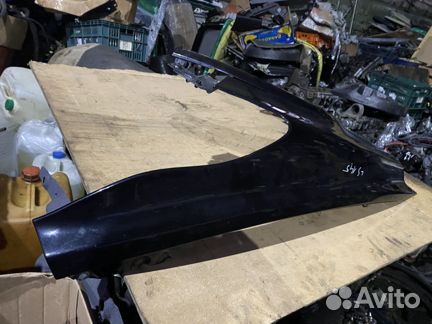 Крыло переднее Правое Черное Volvo C30 2010-2014