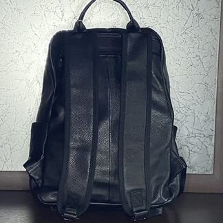 Кожаный рюкзак