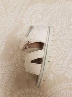 Босоножки 21 размер