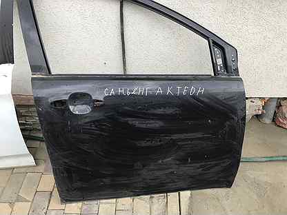 Обшивка двери актион нью. Дверь передняя левая шевроле круз. Задняя дверь ssangyong kyron. Ssangyong actyon передние двери. Дверь передняя левая саньенг кайрон новая.