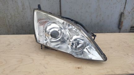 Фара правая Honda CR-V БУ Оригинал Ксенон