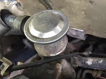 Клапан рециркуляции ог 06B131351A vw passat b5