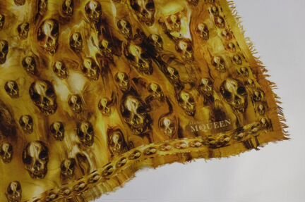 Платок alexander mcqueen Оригинал