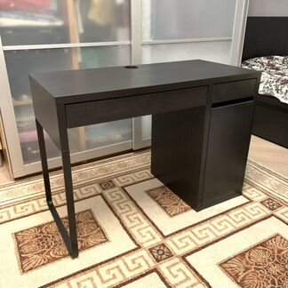 Письменный стол IKEA Микке (новый)
