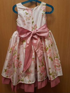 Платье нарядное праздничное