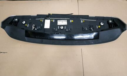 Вольво XC90 2015- спойлер крышки багажника